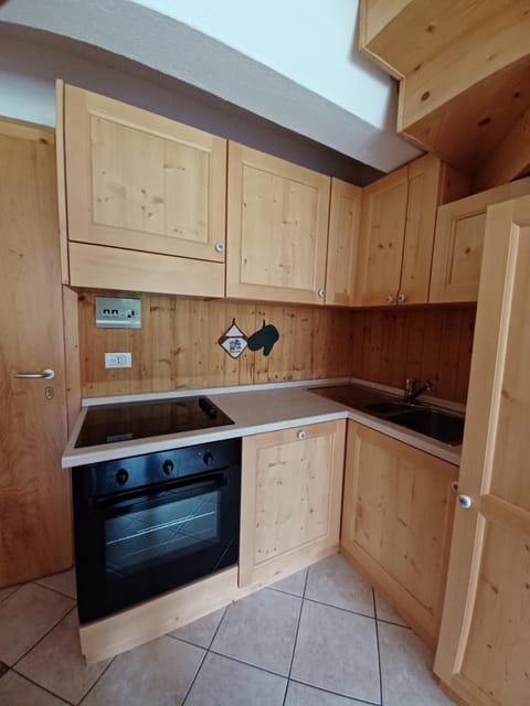 Kitchen or kitchenette, Living room, pet friendly, kitchen