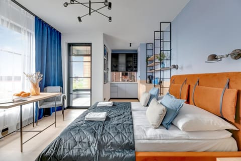 Bed, Living room, Photo of the whole room, Bedroom