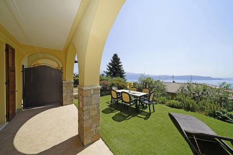 Patio, Garden, Garden view