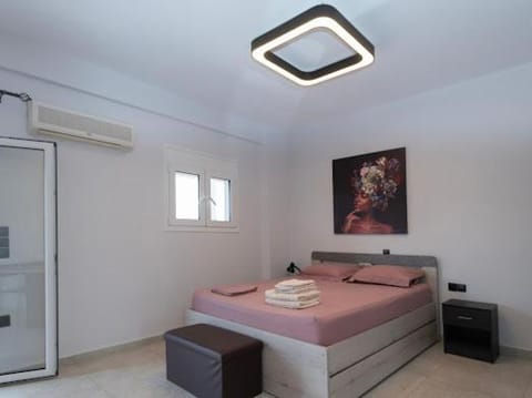 Meteoro 1 Apartment in Messenia