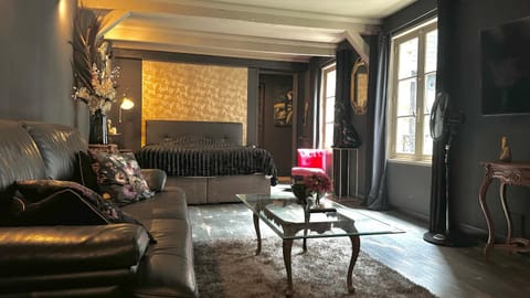 TV and multimedia, Living room