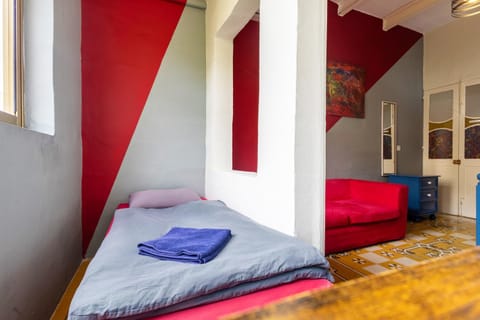 Quiet double, twin or triple room with private bathroom, not ensuite Bed and Breakfast in Sliema