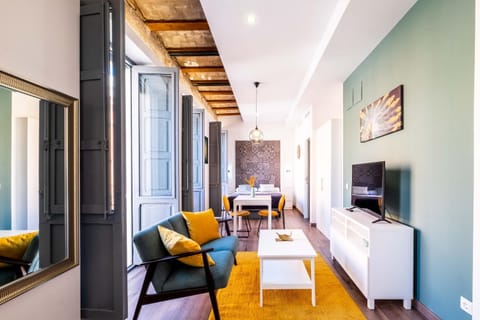 Communal lounge/ TV room, Living room