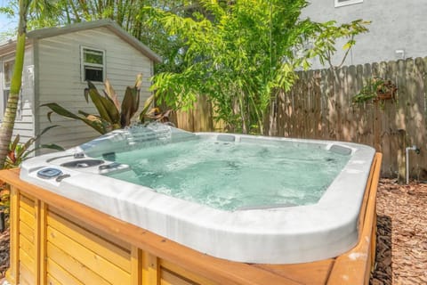 Catch the Breeze on Crystal Beach House in Crystal Beach