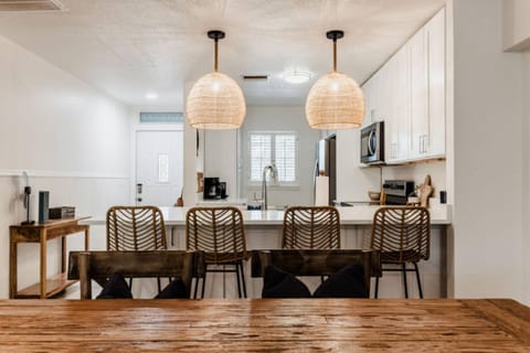 Catch the Breeze on Crystal Beach House in Crystal Beach