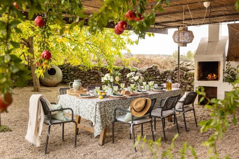 Patio, Dining area