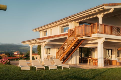 Off site, Balcony/Terrace, Lobby or reception