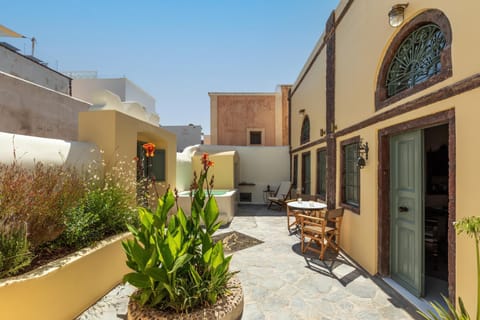 Property building, Patio