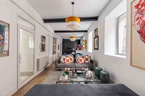 Waou Plaza de España IV - Alquiler Corta Duración Apartment in Centro