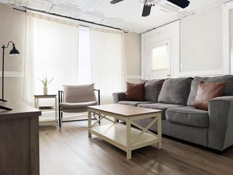 Cherry Street Retreat Apartment in Evansville