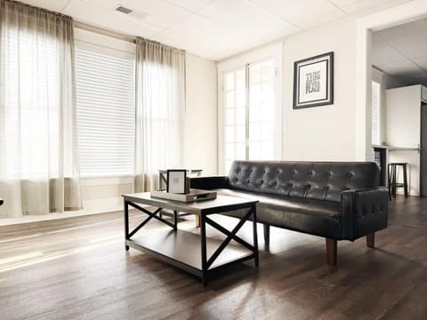 Cherry Street Retreat Apartment in Evansville