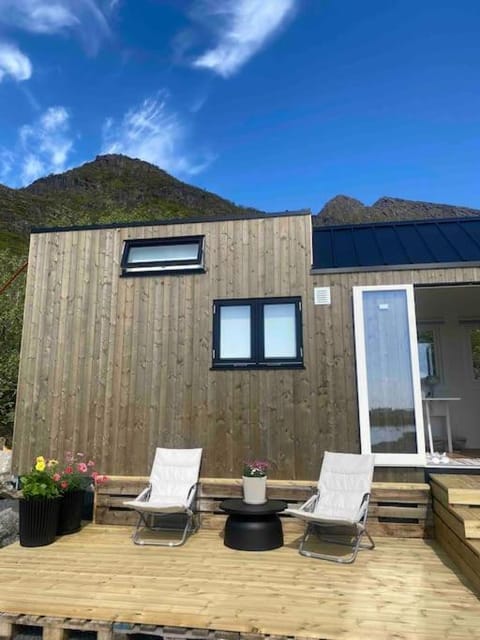 Moderne minihus ved havet Apartment in Lofoten