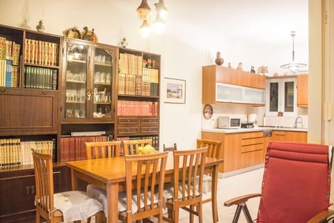 Nelly's House Apartment in Chania