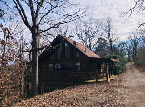 The Loft at Bear Mountain log cabins Cabin in Carroll County