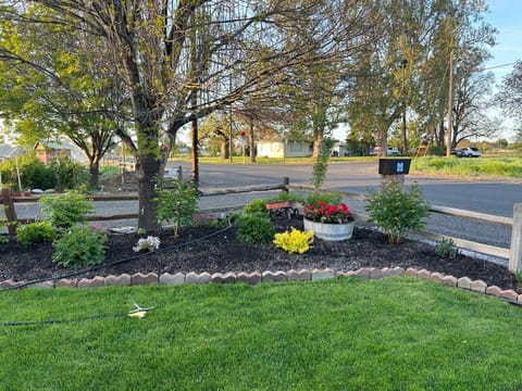 We put the ‘Fun’ in your stay! Vacation rental in College Place