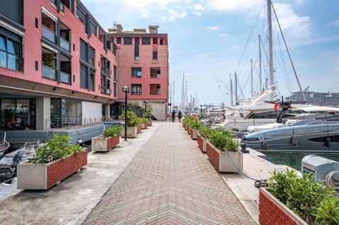 APPARTAMENTO SUL MARE KATE Apartment in Genoa