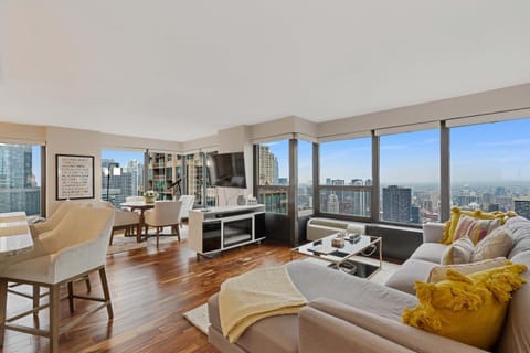 2bd River North Condo with Million Dollar Views! condo Apartment in River North