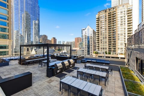 2bd River North Condo with Million Dollar Views! condo Apartment in River North