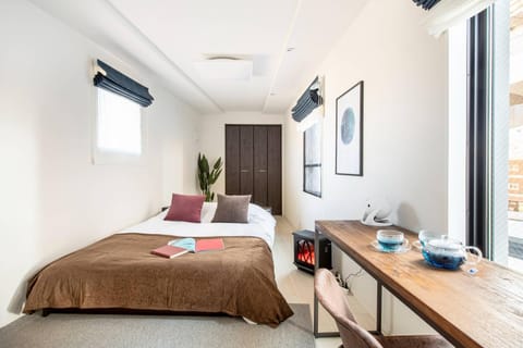 Bed, Seating area, Bedroom, wardrobe