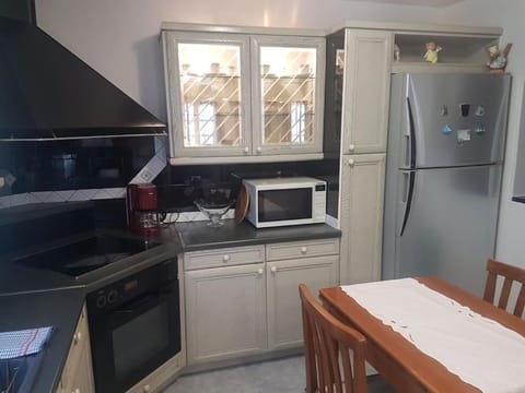 Syrigos Family Apartment 80 sq.m on Naxos Town Apartment in Naxos