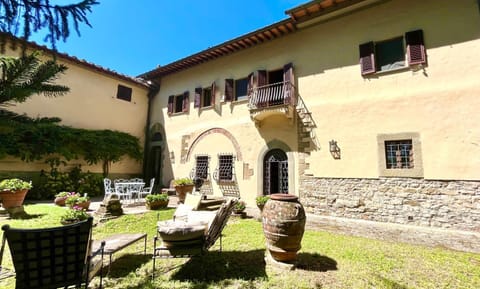 Property building, Balcony/Terrace