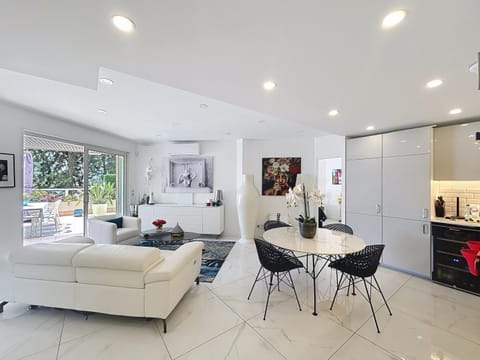 Apartment La Palmeraie with terrace Golfe Juan Apartment in Antibes