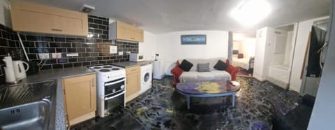 Joyful Place Apartment in Huddersfield