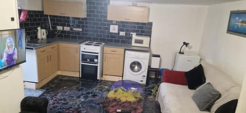 Joyful Place Apartment in Huddersfield