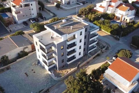 Clear Water Apartment - Sea and Sun Apartment in Novalja