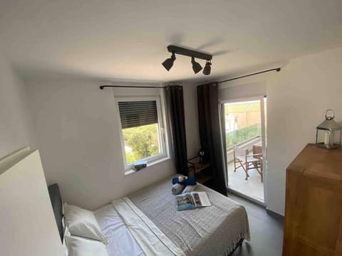 Clear Water Apartment - Sea and Sun Apartment in Novalja