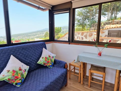 Natural landscape, View (from property/room), Living room, Dining area, Mountain view