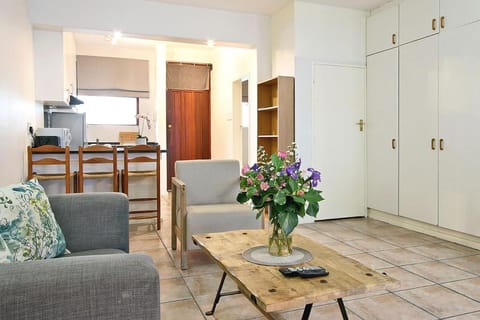 Blue Waters Studio 12 in Sea Point Apartment in Sea Point