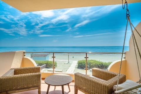 Balcony/Terrace, Seating area, Sea view