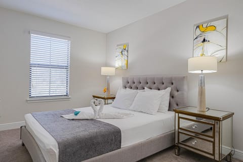 Balmoral Resort-117KB townhouse House in Haines City