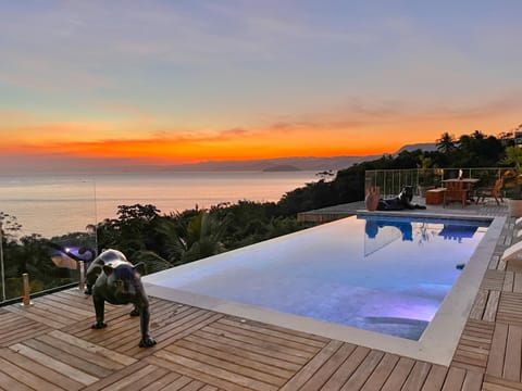 Day, Natural landscape, Mountain view, Pool view, Sea view, Swimming pool, Swimming pool, Sunrise, Sunset, sunbed