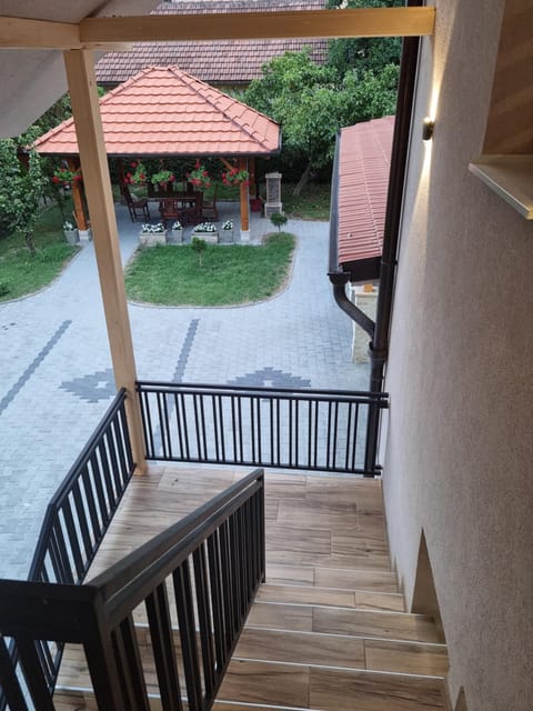 Inner courtyard view