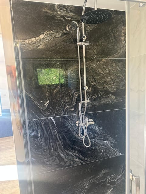 Cour ancienne école avec Jacuzzi privé Apartment in Gérardmer