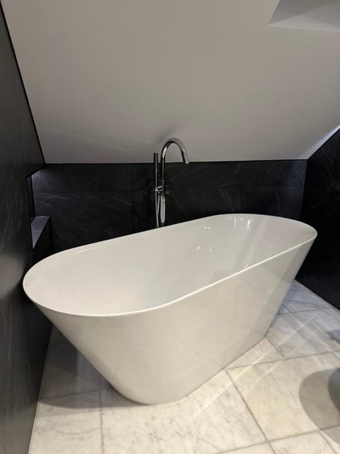 Laurieston Penthouse Apartment in Scotland