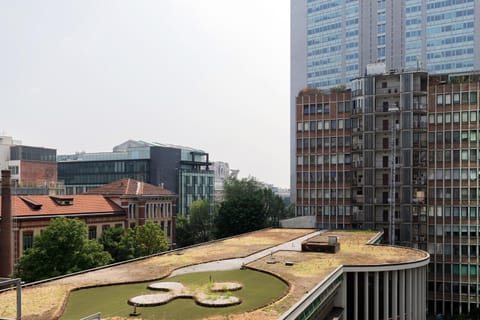 View (from property/room), Balcony/Terrace, City view