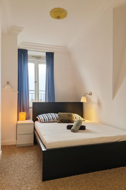 Flora's Palace - The Hague Scheveningen Apartment in The Hague