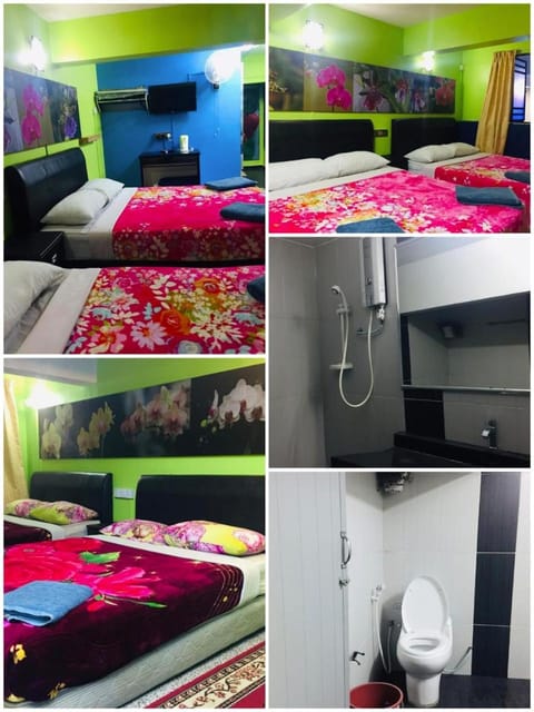 Toilet, Bed, Bathroom, Photo of the whole room, Bedroom