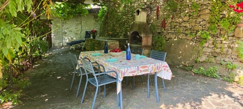 Day, BBQ facilities, Garden, Seating area, Dining area, Breakfast