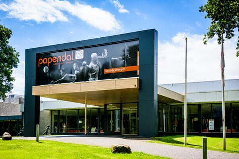 Facade/entrance, On site
