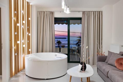 Hot Tub, Seating area, Sea view