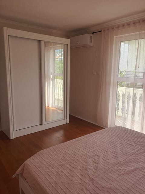 Villa Blanca Apartment in Montenegro