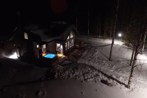 Property building, Night, Open Air Bath