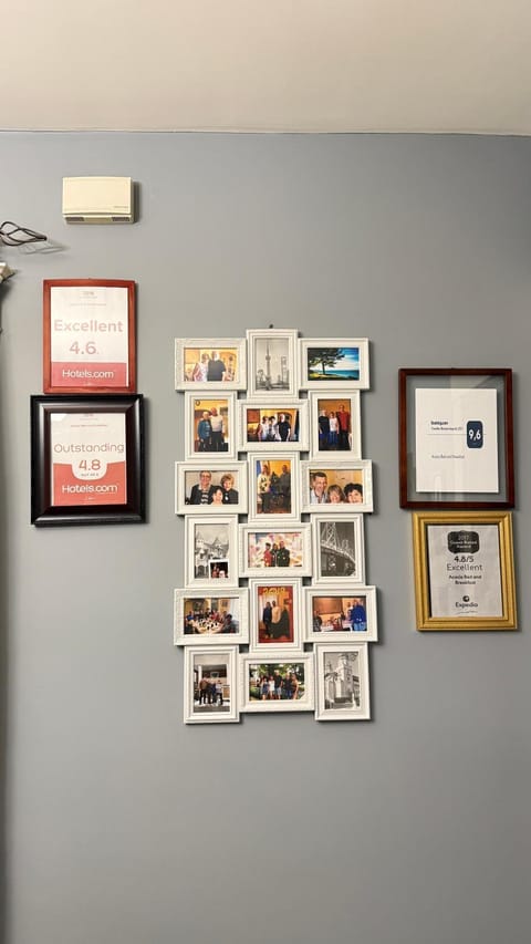 Adorable 2-bedroom unit with jacuzzi beside falls House in Niagara Falls