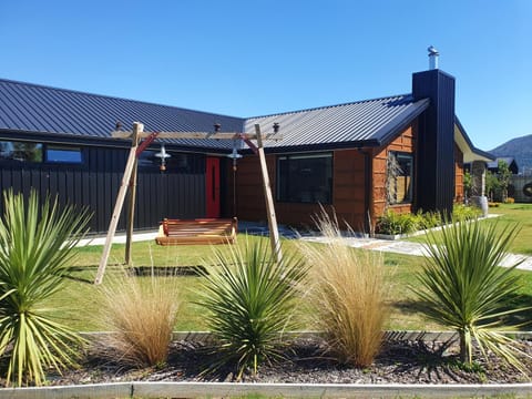 Property building, Garden, Garden view