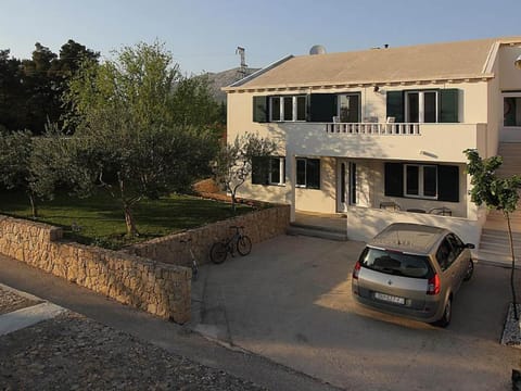 Property building, Garden