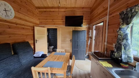 Letniskowy Domek Berneński Zakątek House in Pomeranian Voivodeship